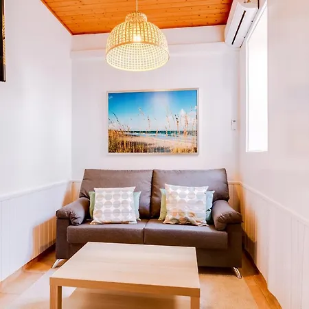 Trem - Located In Old - Feriehus Faro