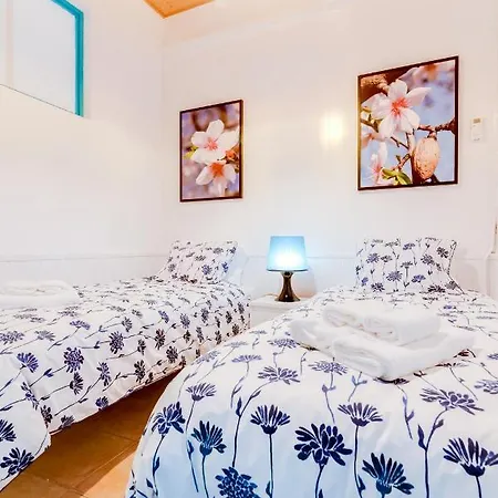 Trem - Located In Old - Holiday home *
